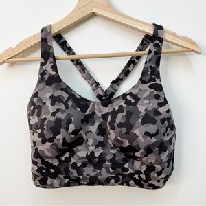 Athleta Advance Sports Bra Black Camo 34DD